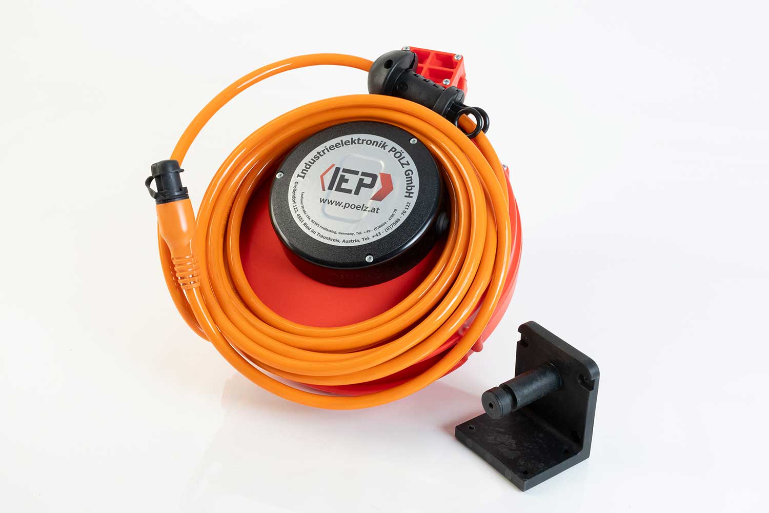 32724-ble-spez-aufrollsystem-mit-defa_rot_2025_11_18_1