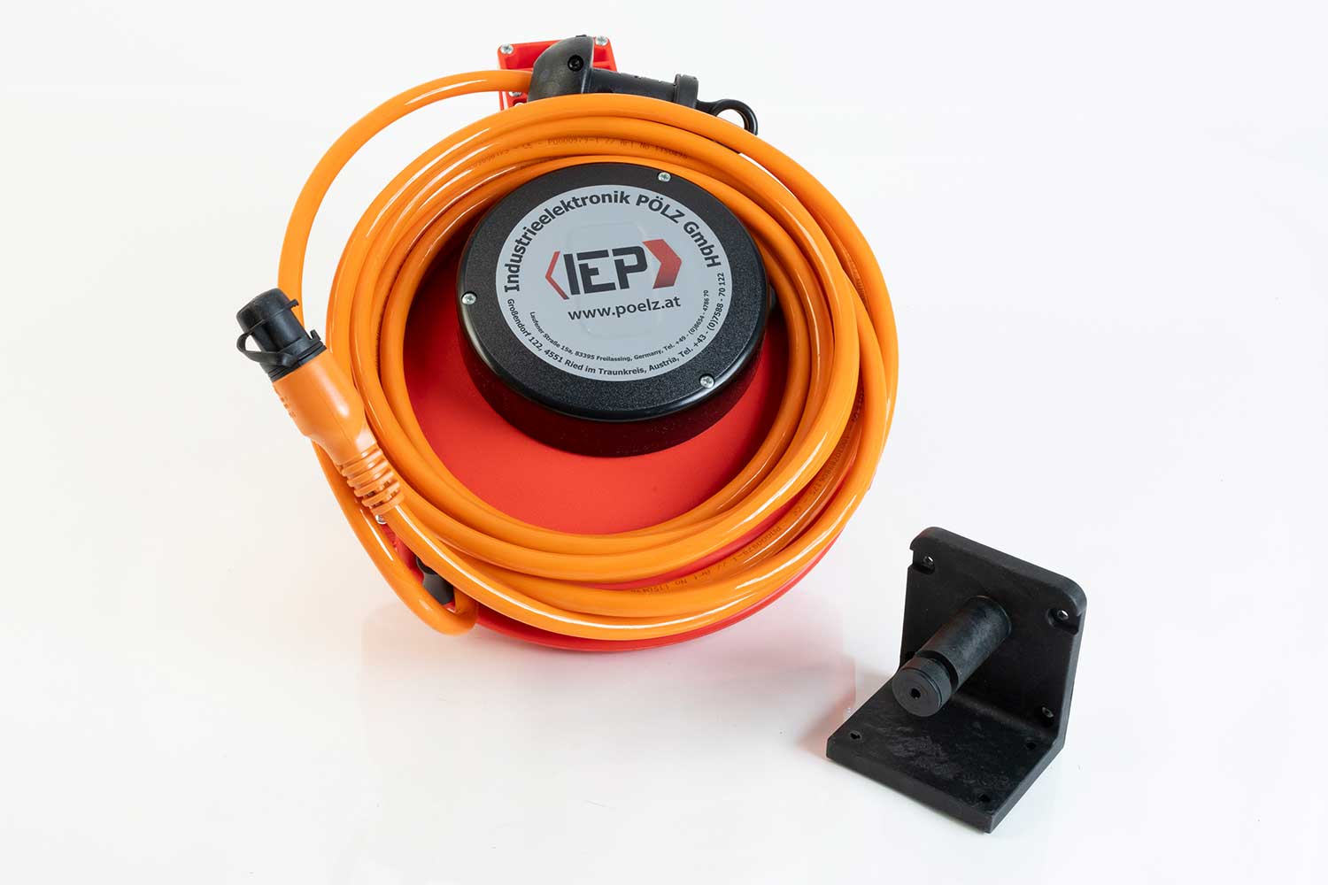 32724-ble-spez-aufrollsystem-mit-defa_rot_2025_11_18_2